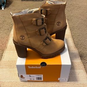 Timberland Brown Ankle Boots with Triple Buckles